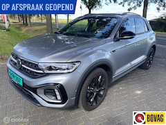 Volkswagen T-Roc - 1.5 TSI R-Line 18 INCH CarPlay Black Style pakket