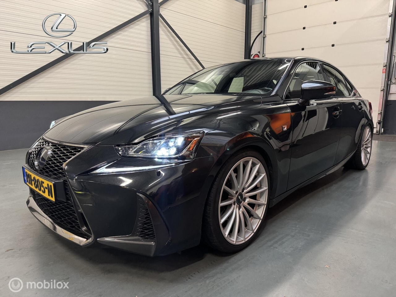 Lexus IS - 300h F-Sport Line Uniek|Org-Ned|Veel opties! - AutoWereld.nl