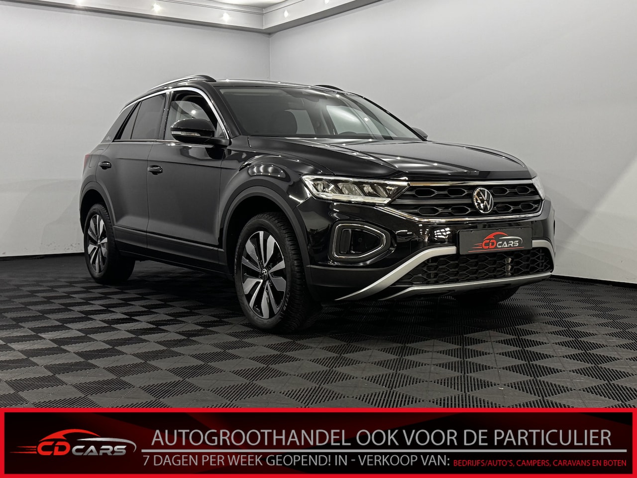 Volkswagen T-Roc - 1.5 TSI Goal Business Half leder, Parkeersensoren, Apple carplay, Winterpakket, A start to - AutoWereld.nl