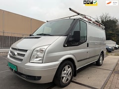 Ford Transit - 260S 2.2 TDCI First Edition