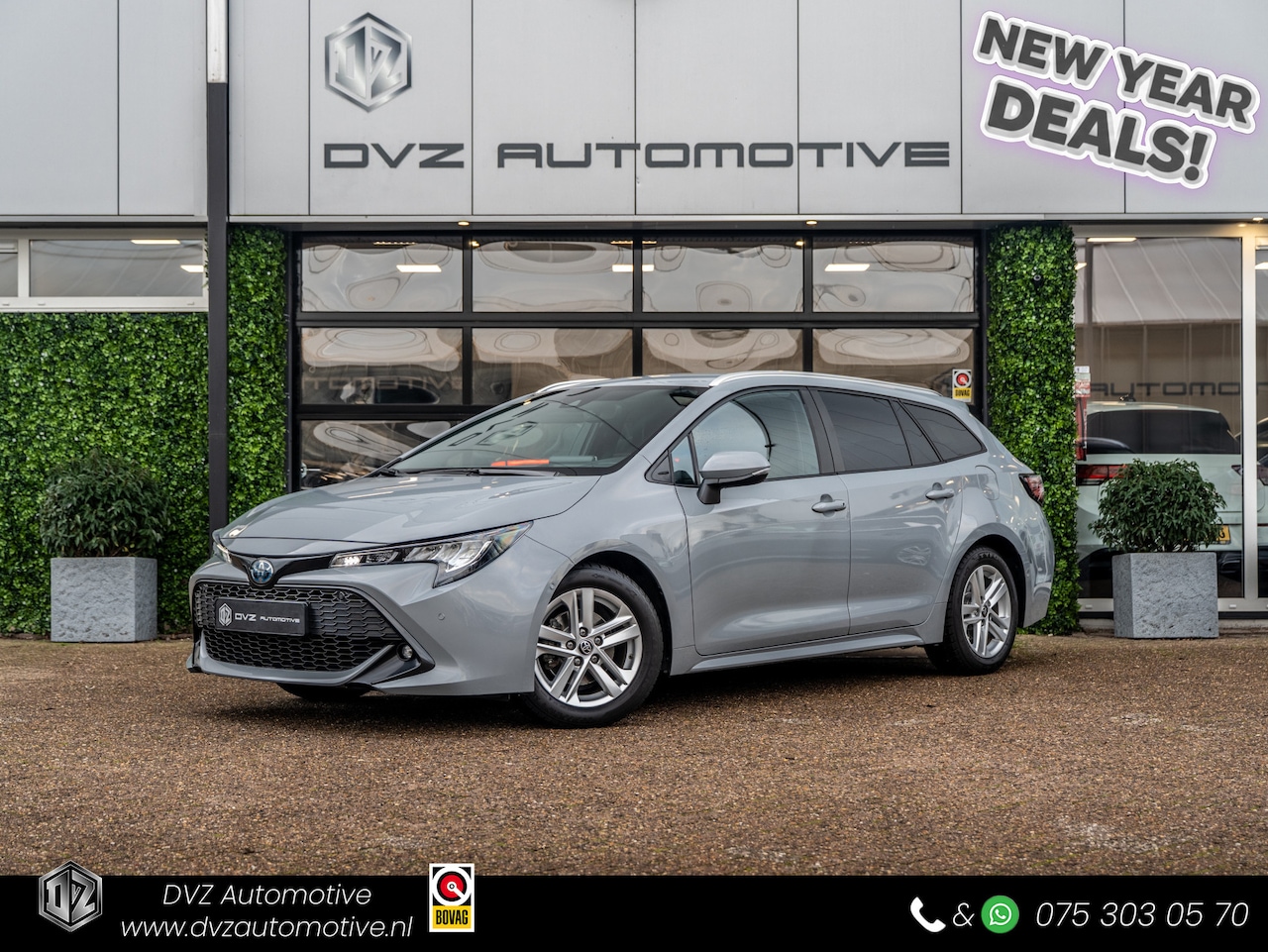 Toyota Corolla Touring Sports - 1.8 Hybrid Business Plus | ACC | Camera | HUD | Winterpack - AutoWereld.nl
