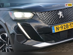 Peugeot 2008 - 1.2 PureTech Allure | Noir Perla Nera | AppleCarplay/Camera/LED/Navi/Half-leder - Chique