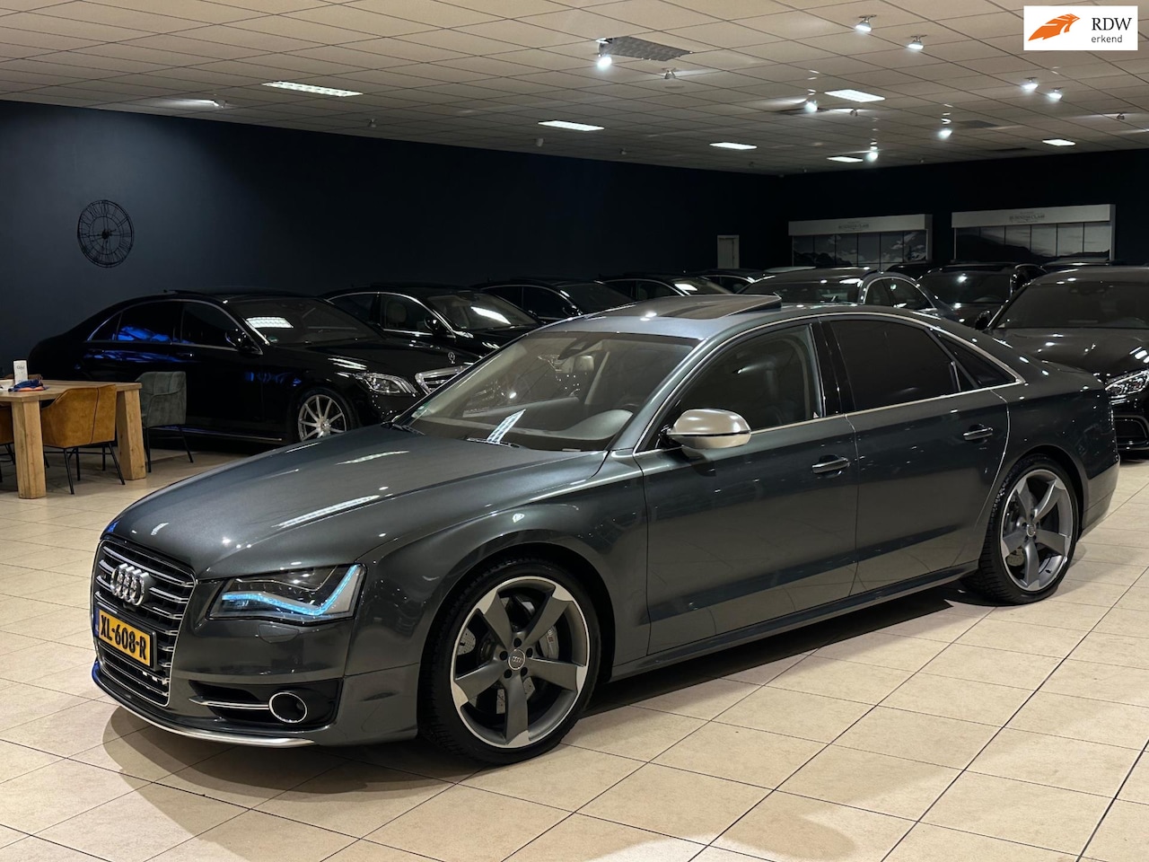 Audi A8 - S8 4.0 TFSI Quattro Pro Line+|Keramisch|Carbon|B&O|ACC - AutoWereld.nl