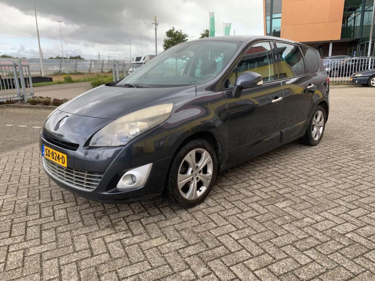 Renault Grand Scénic - 1.4 TCe 2011 Airco 7-zit motor defect! - AutoWereld.nl