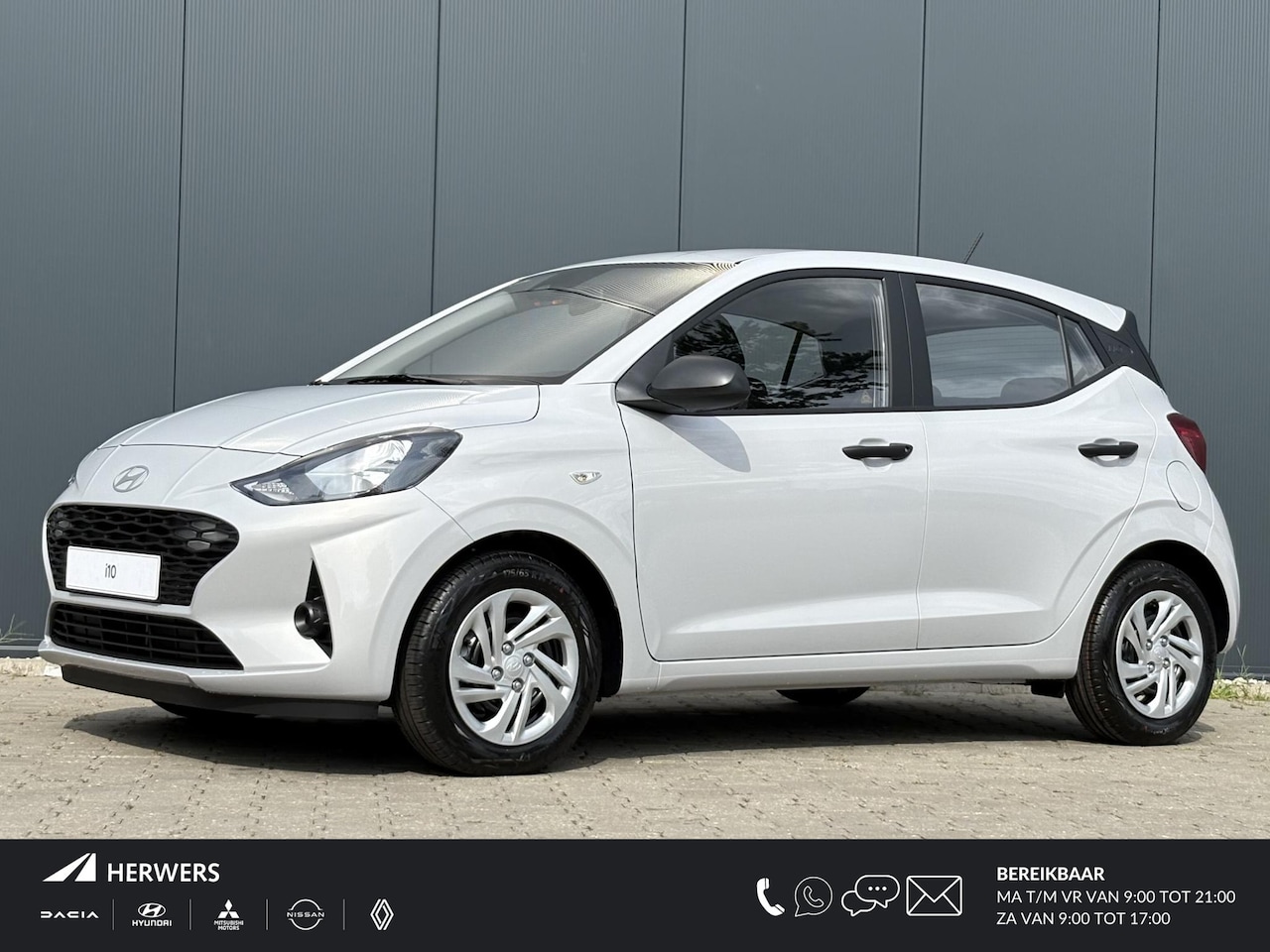 Hyundai i10 - 1.0 Comfort / €1250 Voordeel / Airco/ Cruise control/ Apple carplay/Android Auto/ Navigati - AutoWereld.nl