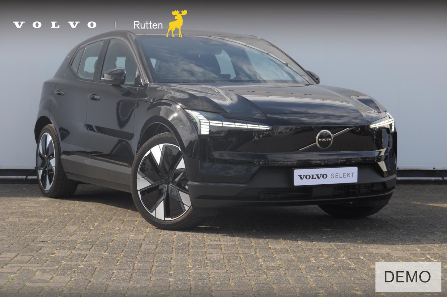 Volvo EX30 - 272PK Ext. Range Plus Adaptieve cruise control / BLIS / Parkeersensoren met camera / Elekt - AutoWereld.nl