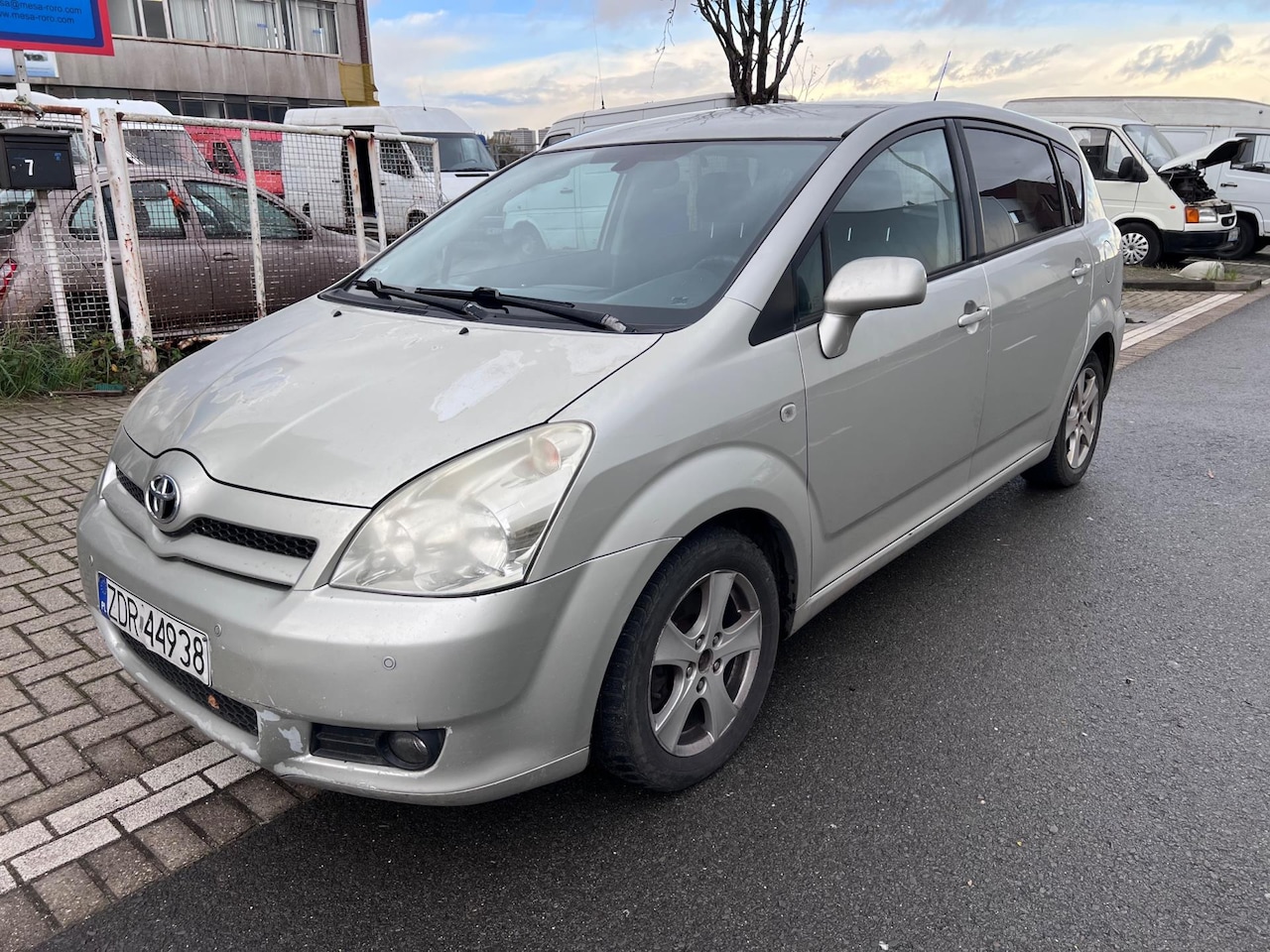Toyota Corolla Verso - 2.2 D-4D Executive 7p. Bj 2006 +31641468730 - AutoWereld.nl