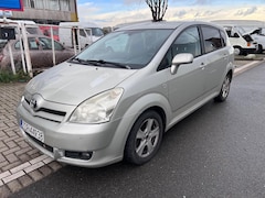 Toyota Corolla Verso - 2.2 D-4D Executive 7p. Bj 2006 +31641468730