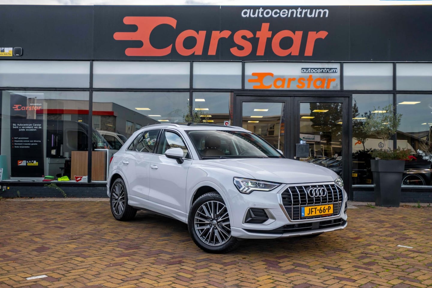 Audi Q3 - 35 TFSI S edition|PANO|LEER|CAMERA - AutoWereld.nl