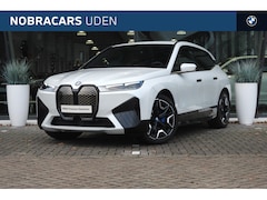 BMW iX - xDrive40 High Executive / Sportpakket / Multifunctionele Stoelen / Parking Assistant Plus
