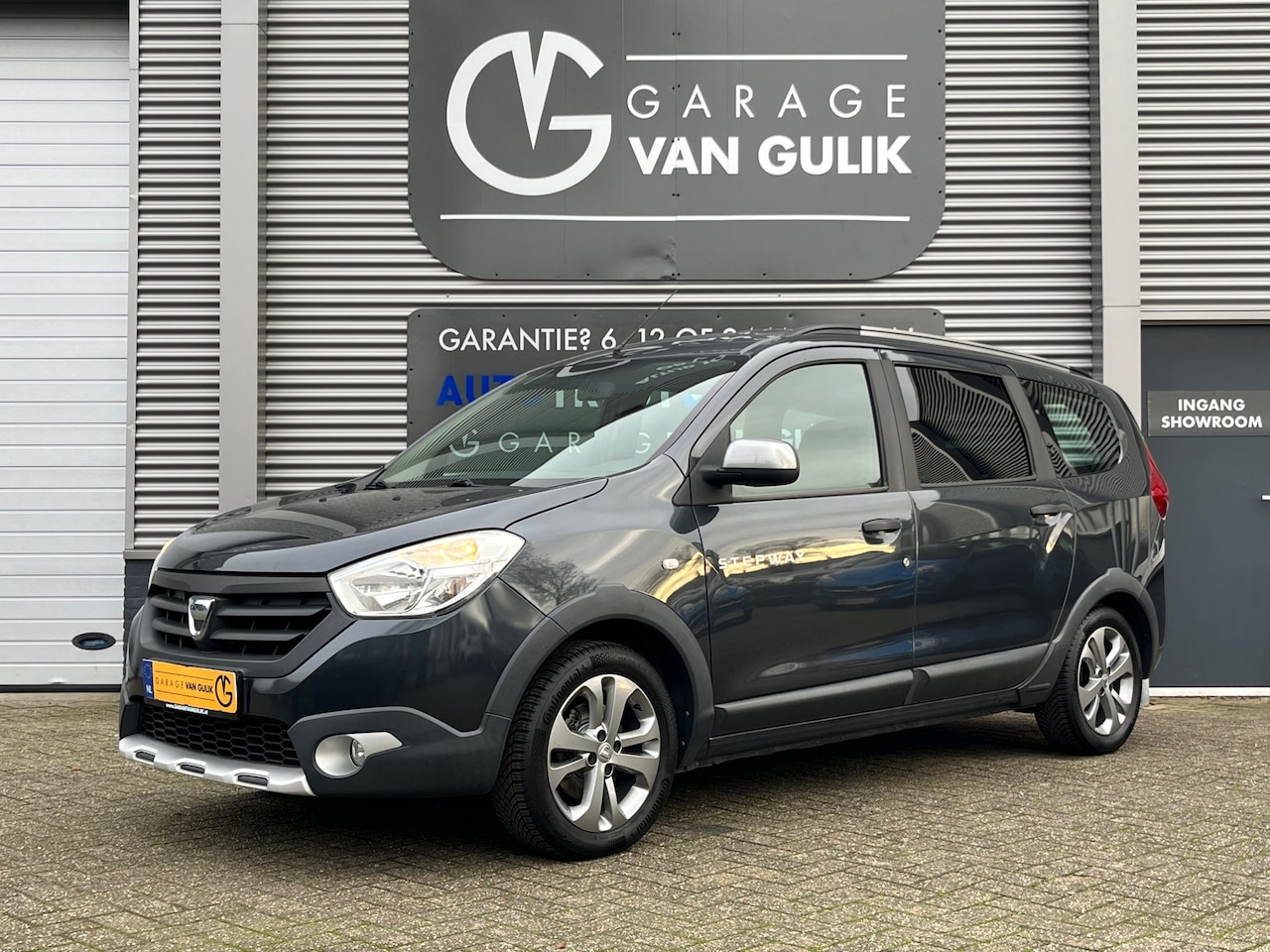 Dacia Lodgy - 1.2 TCe Stepway 116PK 7Pers,Navi,Airco,Cruise,Isofix,Bluetooth,ElektrRamen+Spiegels,Lmv,Da - AutoWereld.nl