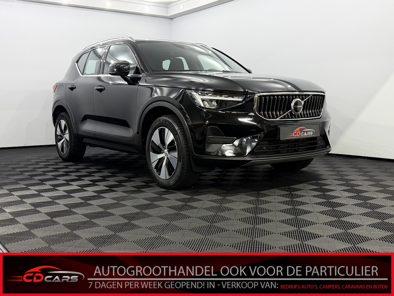 Volvo XC40 - 1.5 T5 Plug-in hybrid Plus Dark Camera, Navi, Keyless start, Cruise control, Virtual desk, - AutoWereld.nl