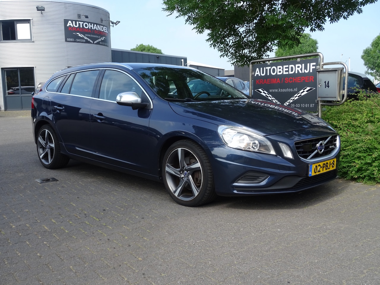 Volvo V60 - 2.0 T5 R-Design 2.0 T5 R-Design 241PK - AutoWereld.nl