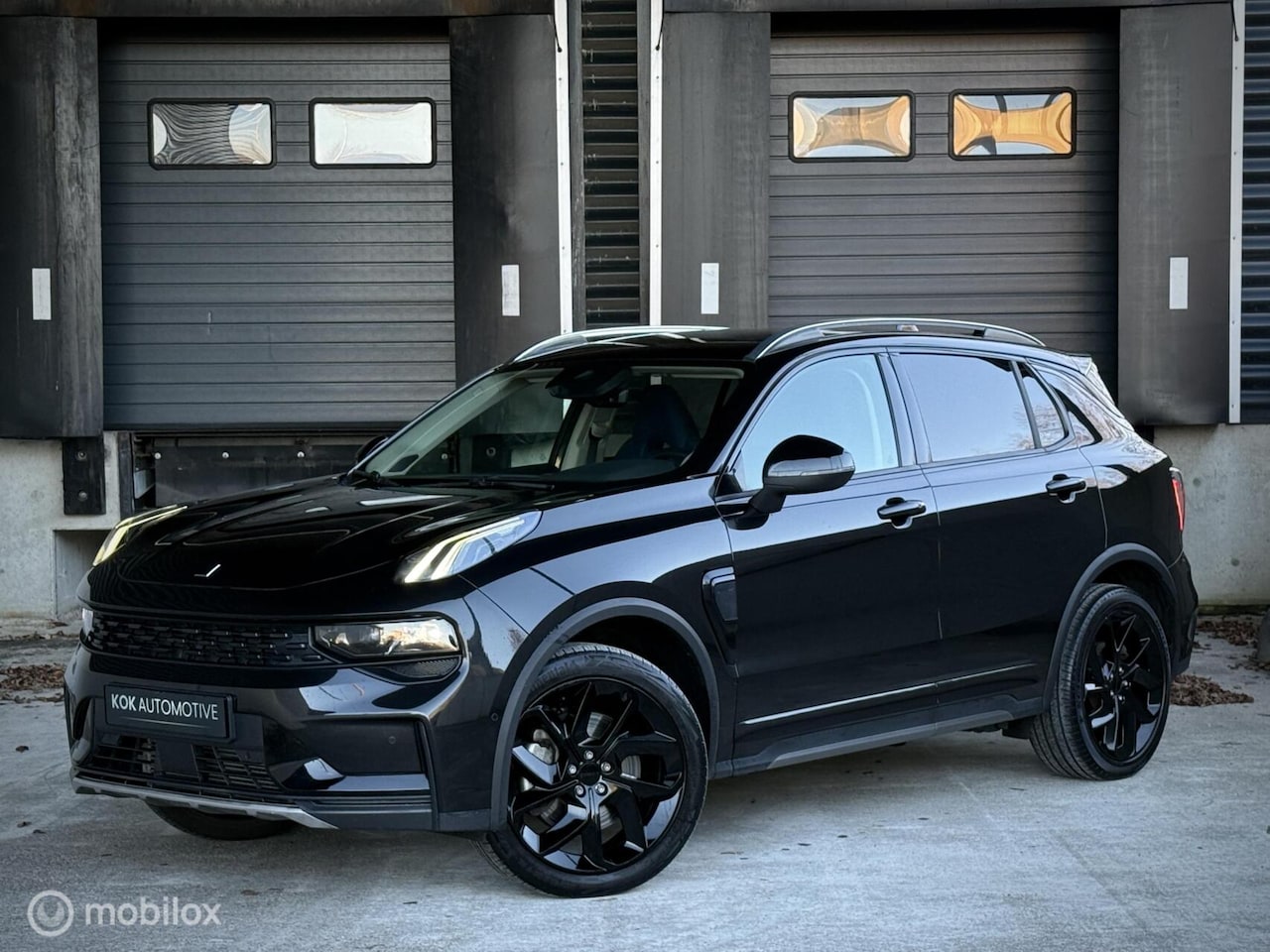 Lynk & Co 01 - Black Edition| Pano|ACC|Carplay| - AutoWereld.nl
