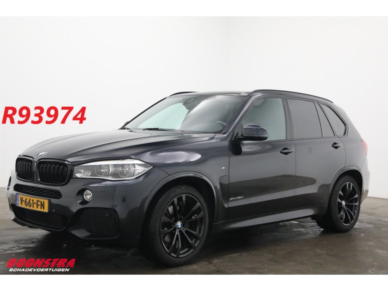 BMW X5 - XDrive30d VAN M-Sport LED Memory H/K AHK SHZ - AutoWereld.nl