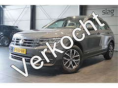 Volkswagen Tiguan - 2.0 TDI Life navi clima camera trekhaak 17 inch 150 pk