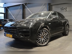 Porsche Cayenne Coupé - 3.0 E-Hybrid pano camera Bose leer 22 inch 470 pk