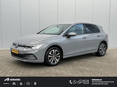 Volkswagen Golf - 1.0 TSI Life Business / Climate Control / Navigatie / Cruise Control / Stoel & Stuurwiel v