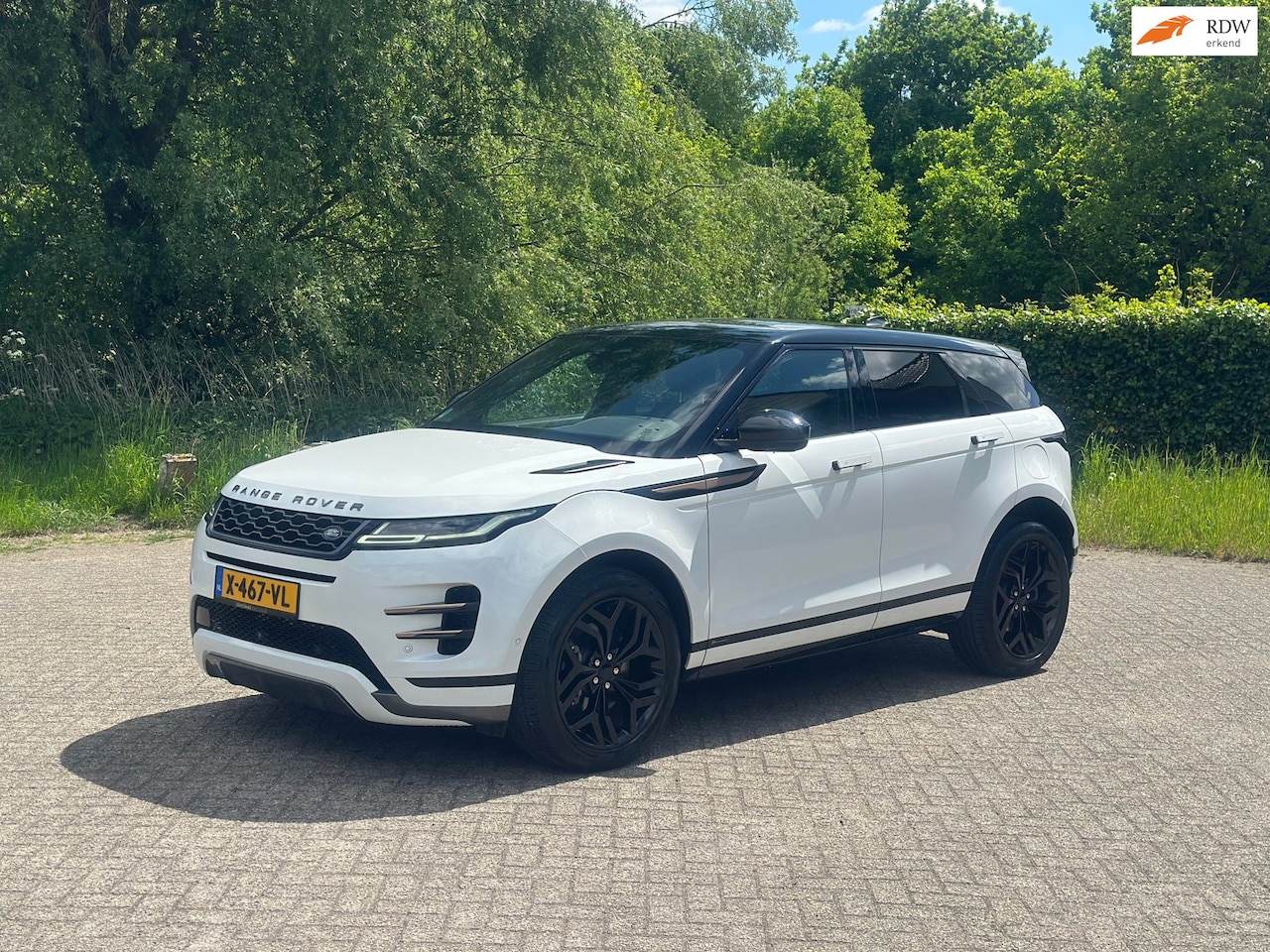 Land Rover Range Rover Evoque - 1.5 P300e AWD R-Dynamic SE PANO I CAMERA I GETINT I MOOI - AutoWereld.nl