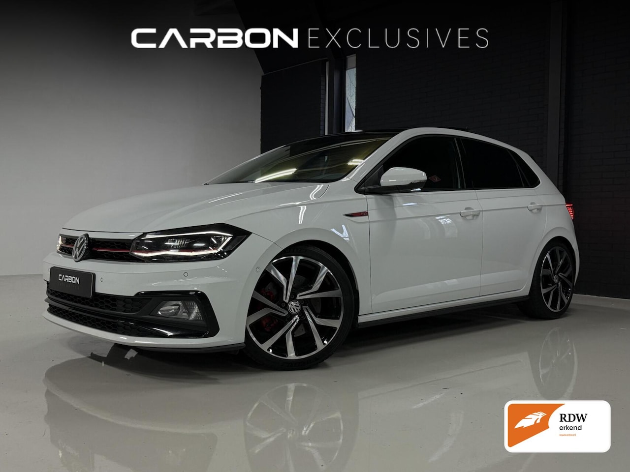 Volkswagen Polo - 2.0 GTI | Pano | Beats | CarPlay | Milltek - AutoWereld.nl