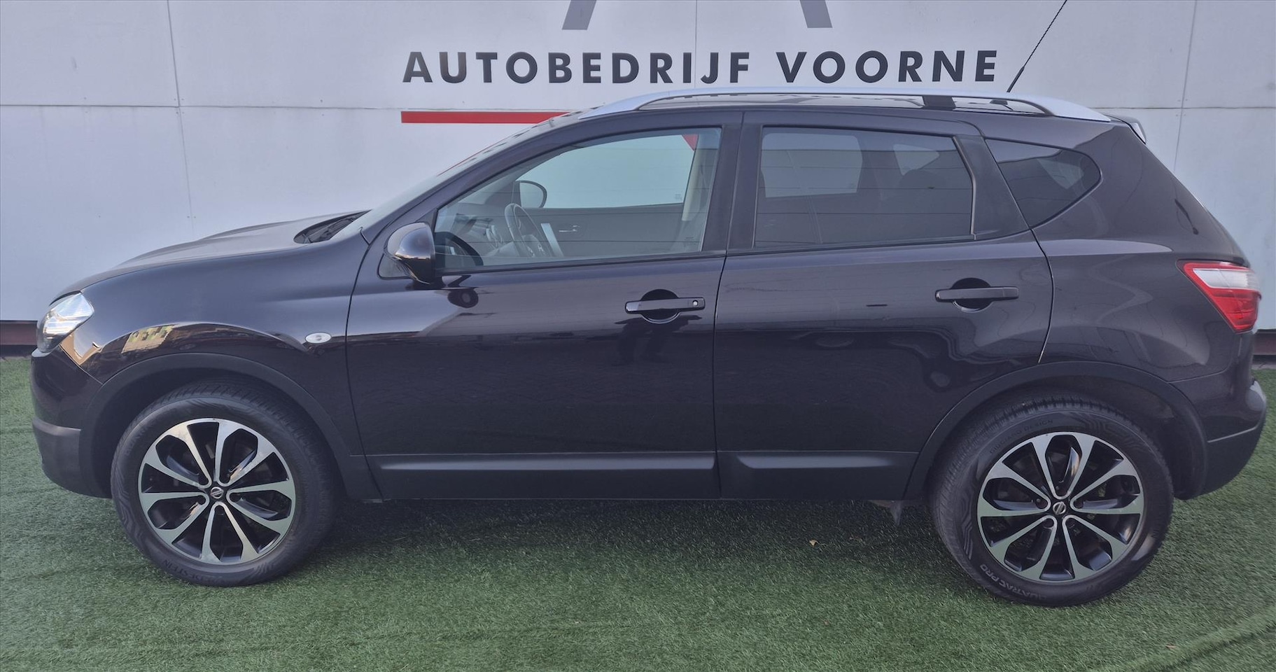 Nissan Qashqai - 1.6 117pk Stop/Start Connect Edition - AutoWereld.nl