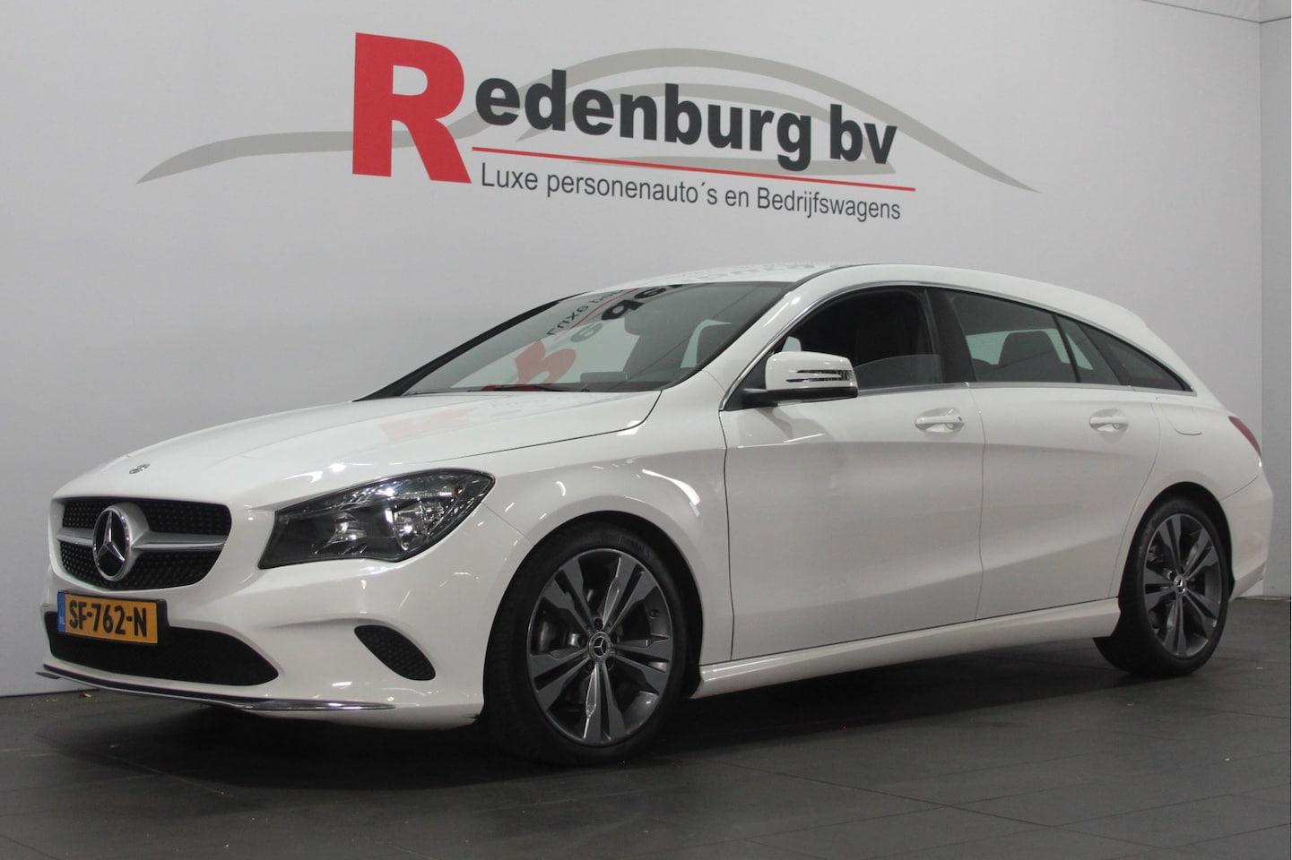Mercedes-Benz CLA-klasse Shooting Brake - 180 Business Solution - Camera / Navi / Bluetooth - AutoWereld.nl