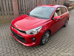 Kia Rio - 1.2 met lichte rijdbare schade