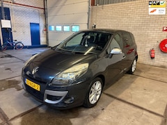 Renault Scénic - 1.4 TCE Celsium / apk / nap / boekjes / 2 sleutels / navi / zeer nette auto