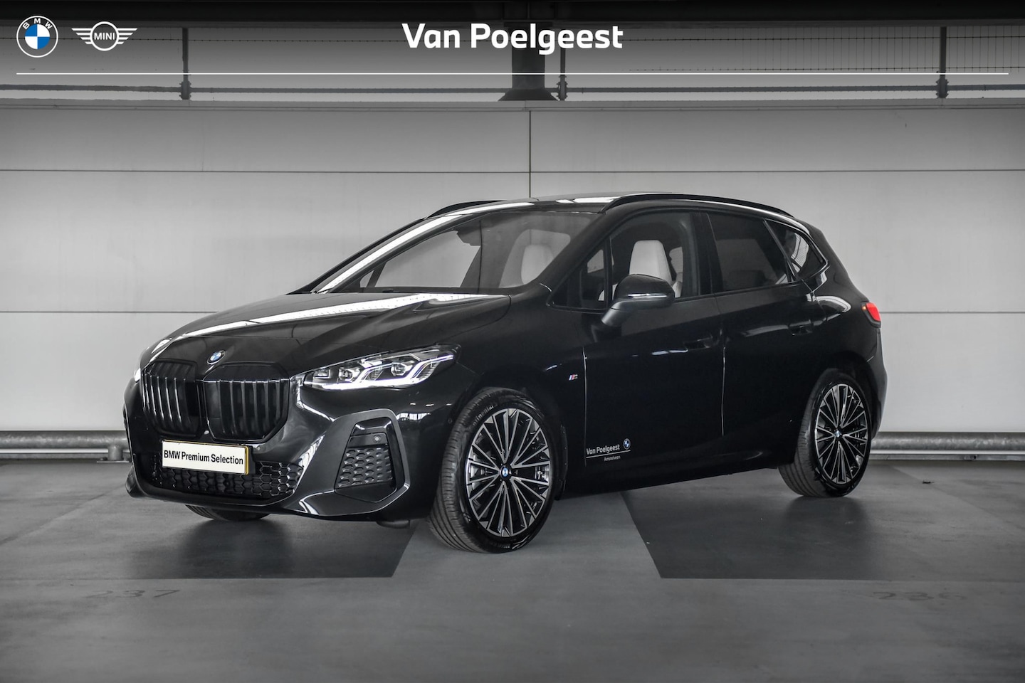 BMW 2-serie Active Tourer - 218i | Selections | Trekhaak met elektrisch wegklapbare kogel | Actiefstoelen voor - AutoWereld.nl