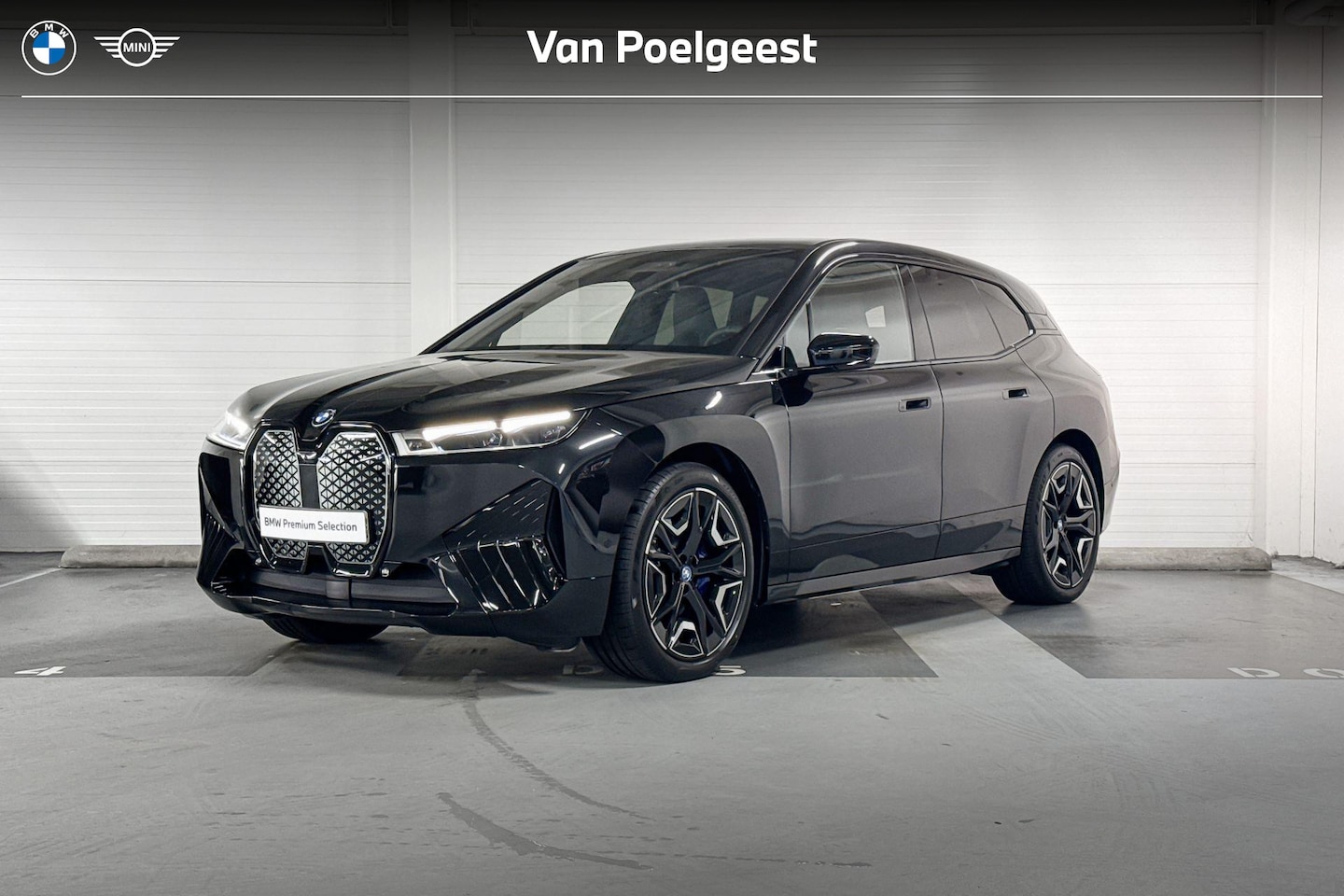 BMW iX - xDrive50 | Sport Pakket | High Executive | Driving Assistant Professional | Soft-Close Por - AutoWereld.nl