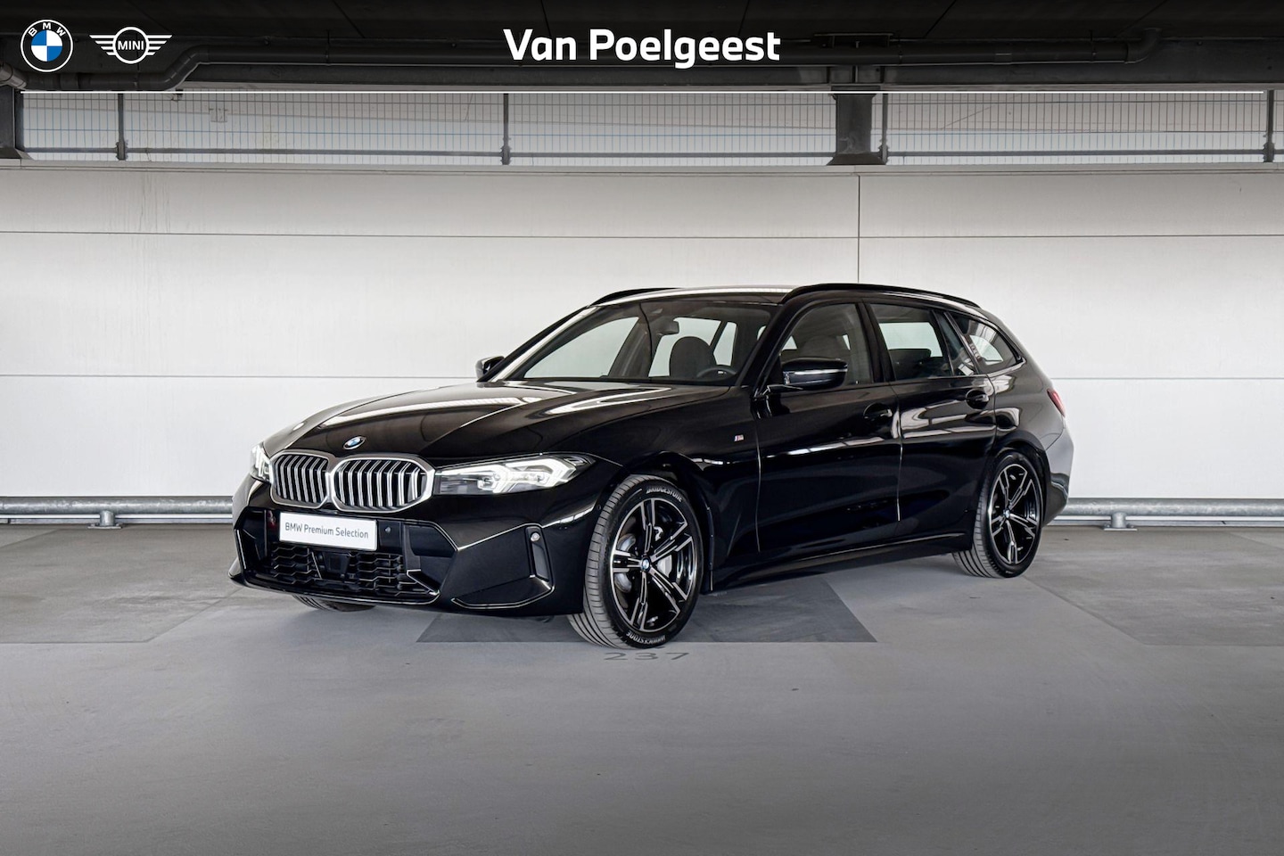 BMW 3-serie Touring - 330i xDrive | Selections M Sport - AutoWereld.nl