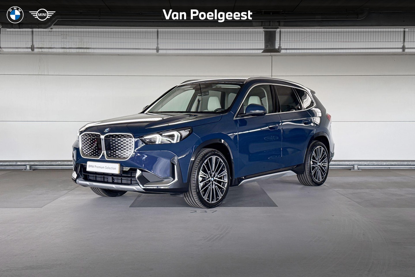 BMW iX1 - eDrive20 | xLine | Innovation Pack | Comfort Pack - AutoWereld.nl