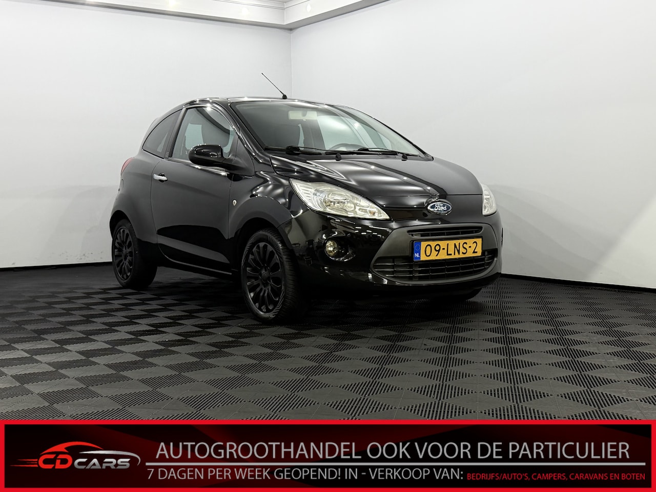 Ford Ka - 1.2 Titanium X Airco, Radio, Lichtmetalen velgen - AutoWereld.nl