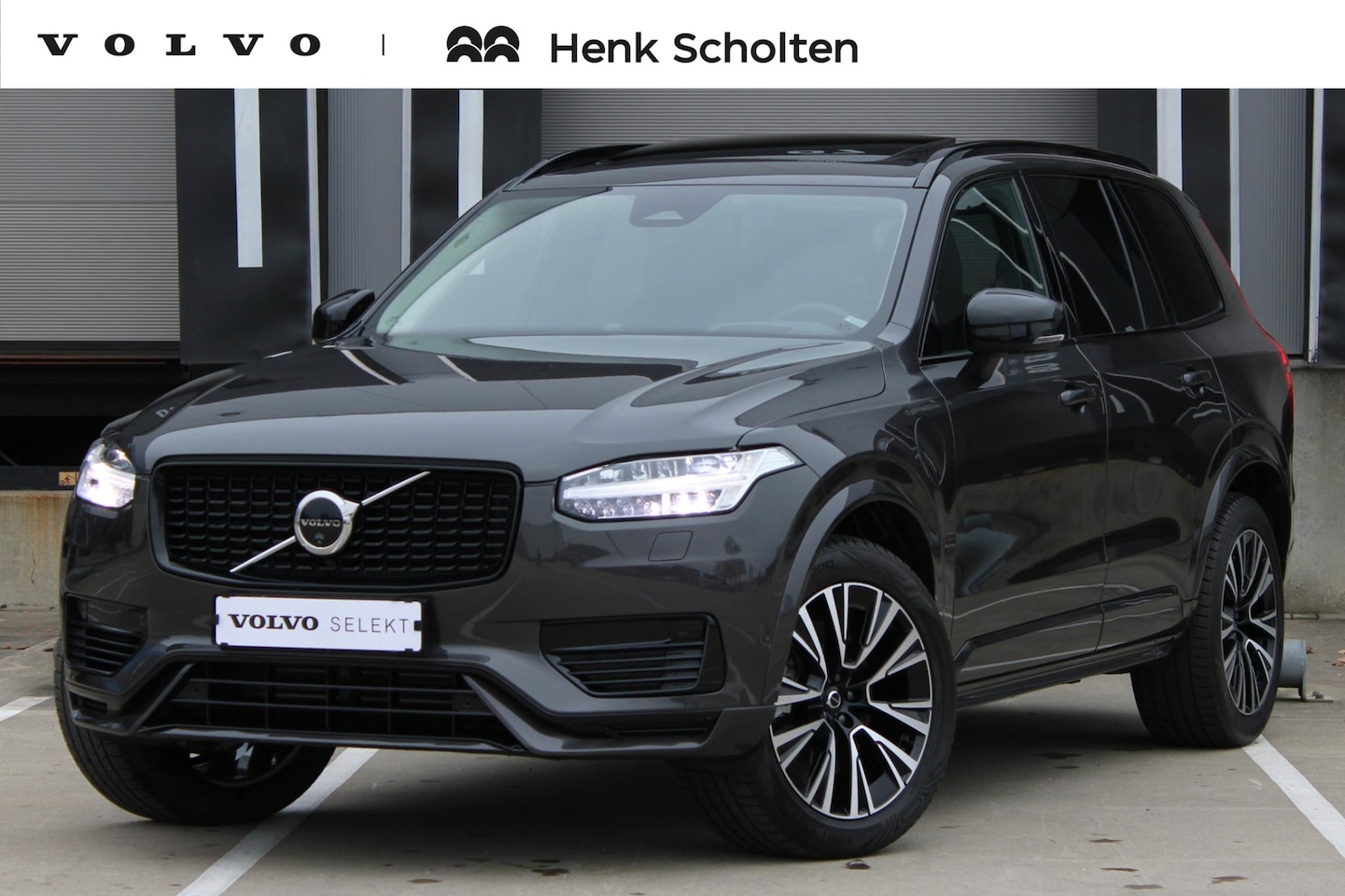 Volvo XC90 - Plug-in hybrid AWD Ultra Dark | Verwarmde, Geventileerde en Masserende Voorstoelen | Lucht - AutoWereld.nl