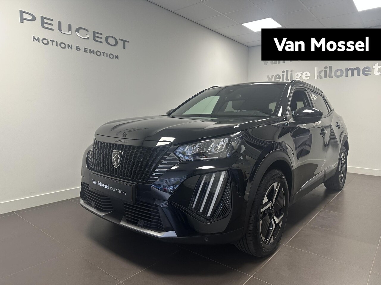 Peugeot e-2008 - EV Allure 54 kWh | Climate control | Apple Carplay/Android Auto | Long Range! - AutoWereld.nl