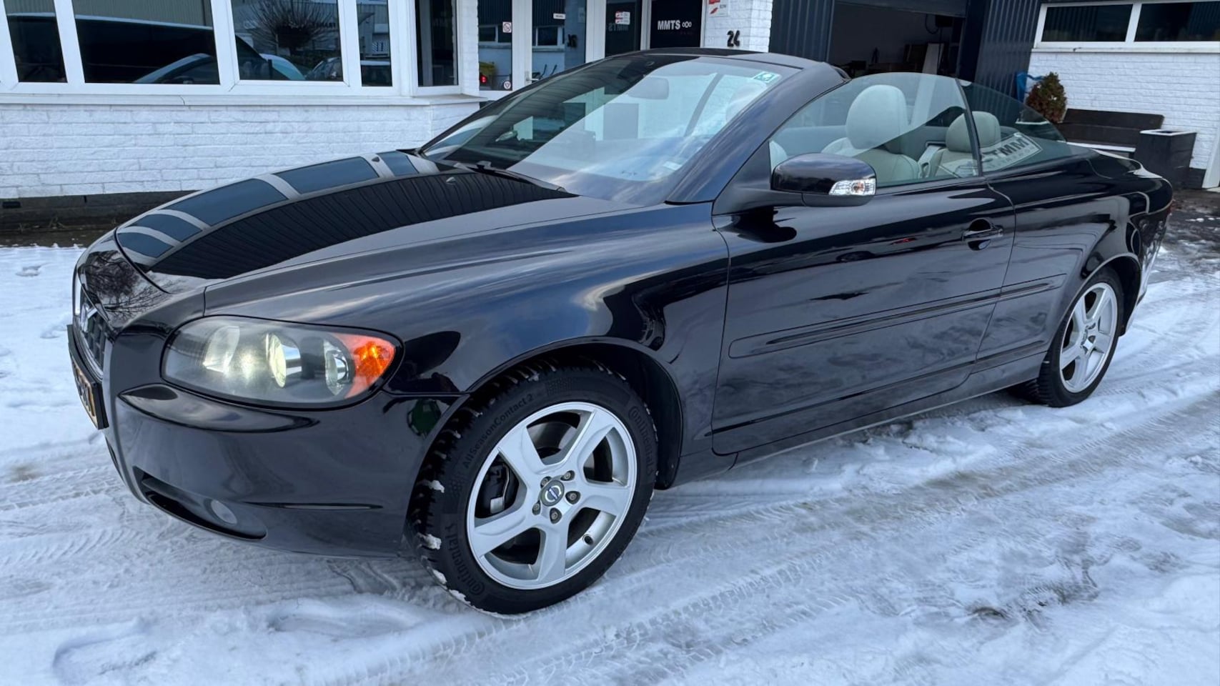 Volvo C70 Convertible - 2.4i Momentum LPG G3, perfecte staat van onderhoud, veel vernieuwd. - AutoWereld.nl