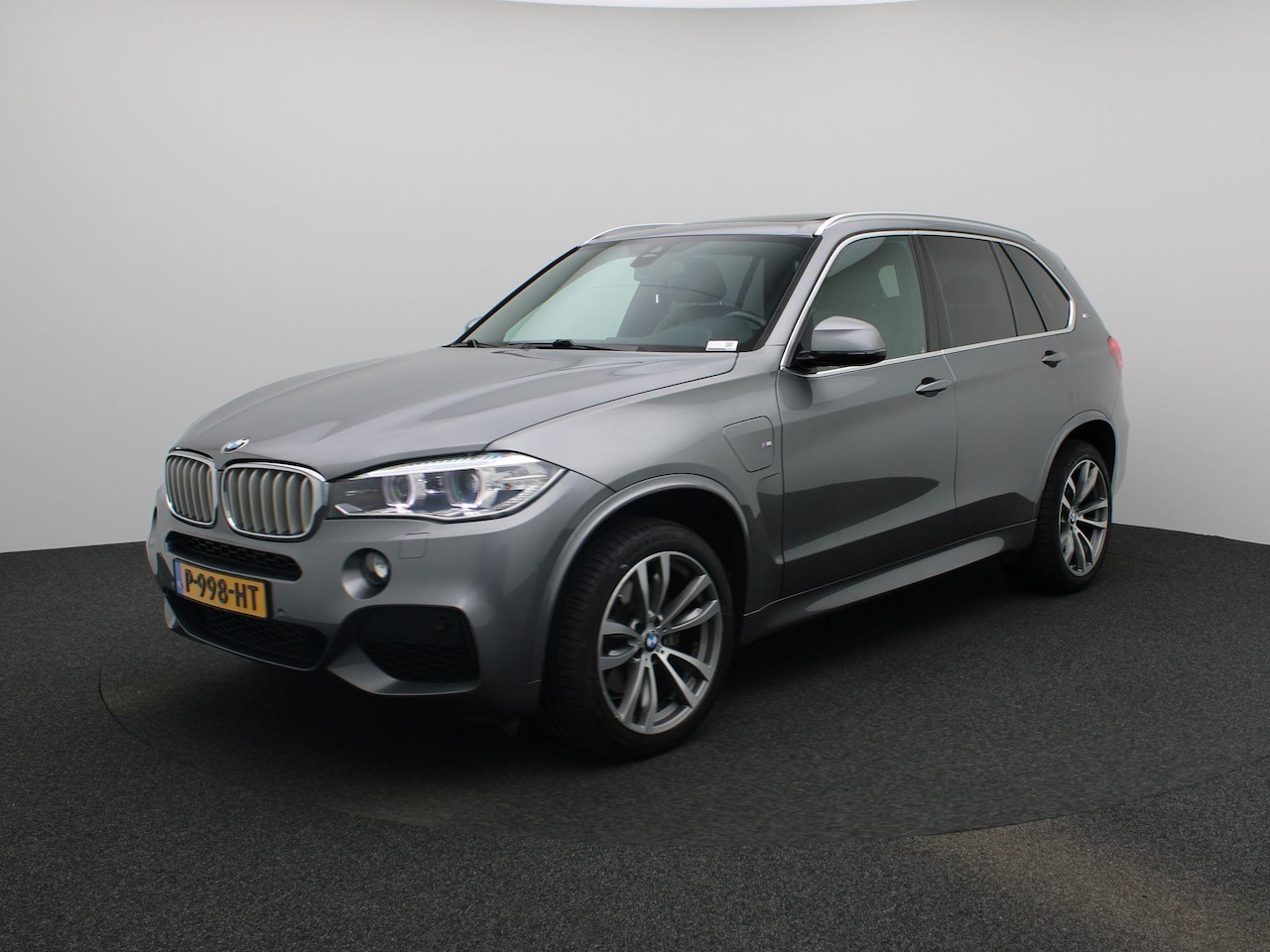 BMW X5 - xDrive40e iPerformance M Sport Edition | Lederen Bekleding | Panoramadak | Camera | Naviga - AutoWereld.nl