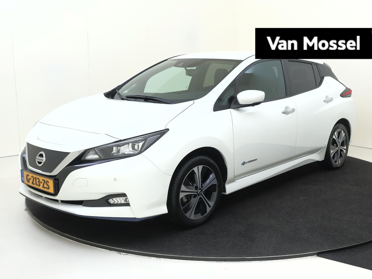 Nissan LEAF - 3.Zero Limited Edition 62 kWh | Metallic lak | LM velgen | Clima - AutoWereld.nl