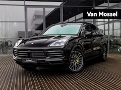 Porsche Cayenne - 3.0 E-Hybrid | SPORTCHRONO | PASM LUCHTVERING | 1E EIGENAAR | NL GELEVERDE AUTO | PANORAMA