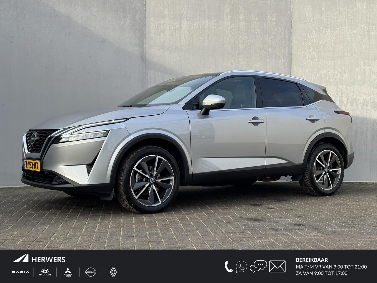 Nissan Qashqai - 1.3 MHEV Tekna / Trekhaak (Trekgewicht 1.400kg) / Dealeronderhouden / Panoramadak / Adapti - AutoWereld.nl