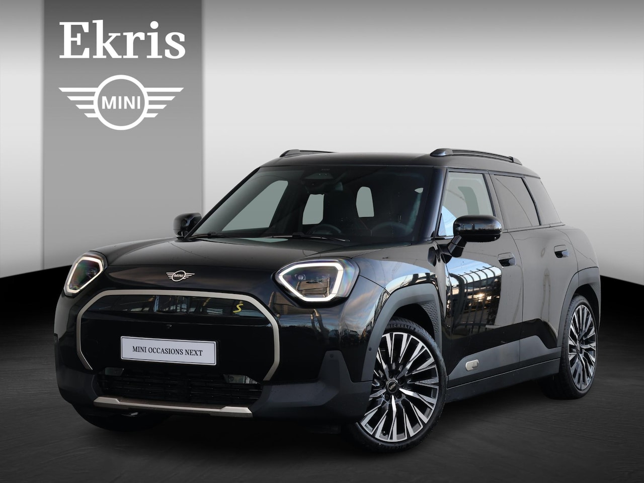 MINI Aceman - Mini SE Favoured XL 54.2 kWh Trekhaak Afneembaar/ Stuurwiel verwarmd/ Comfort Access/ Pano - AutoWereld.nl