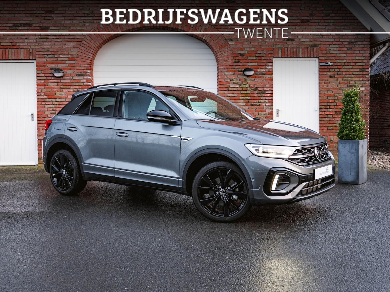 Volkswagen T-Roc - 1.5 TSI R-Line Edition 1.5 TSI 150PK R-Line Edition - AutoWereld.nl