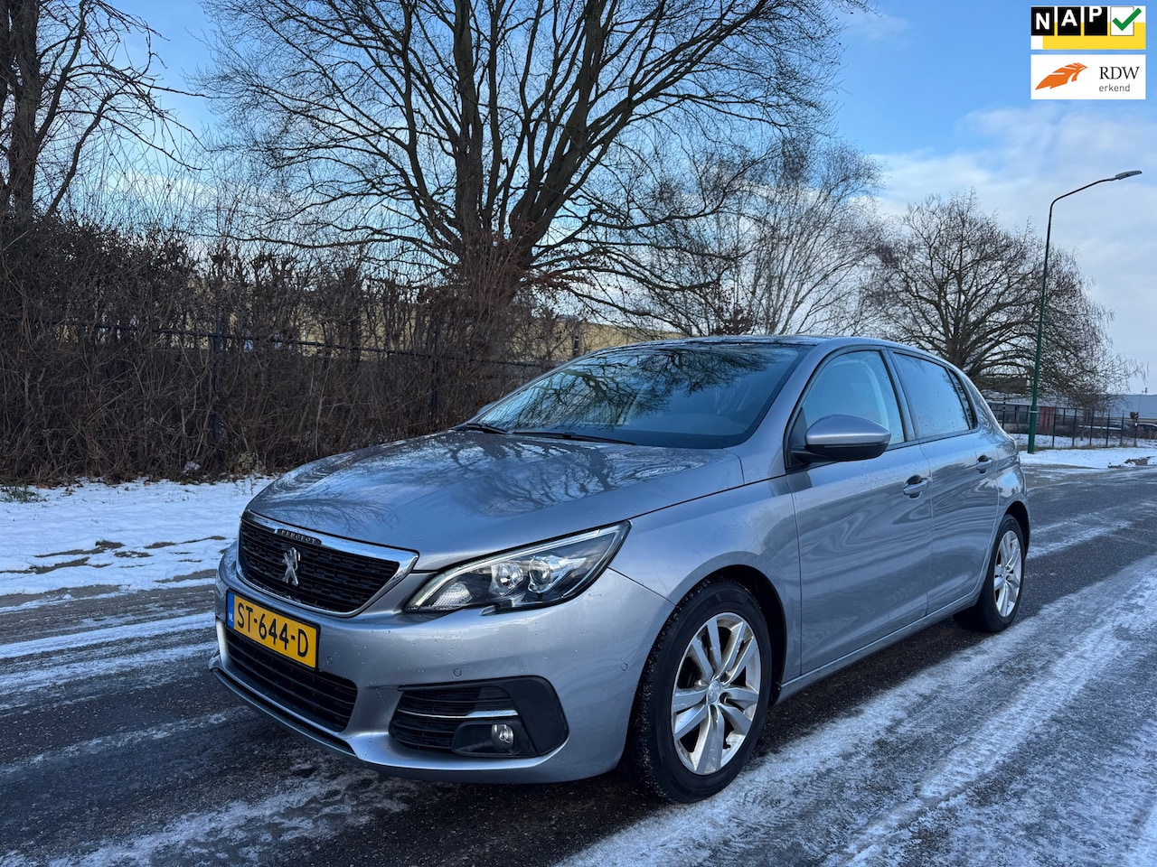 Peugeot 308 - 1.2 PureTech Blue Lease Executive PANO/NAVI/2X PDC/CLIMA/CRUISE - AutoWereld.nl