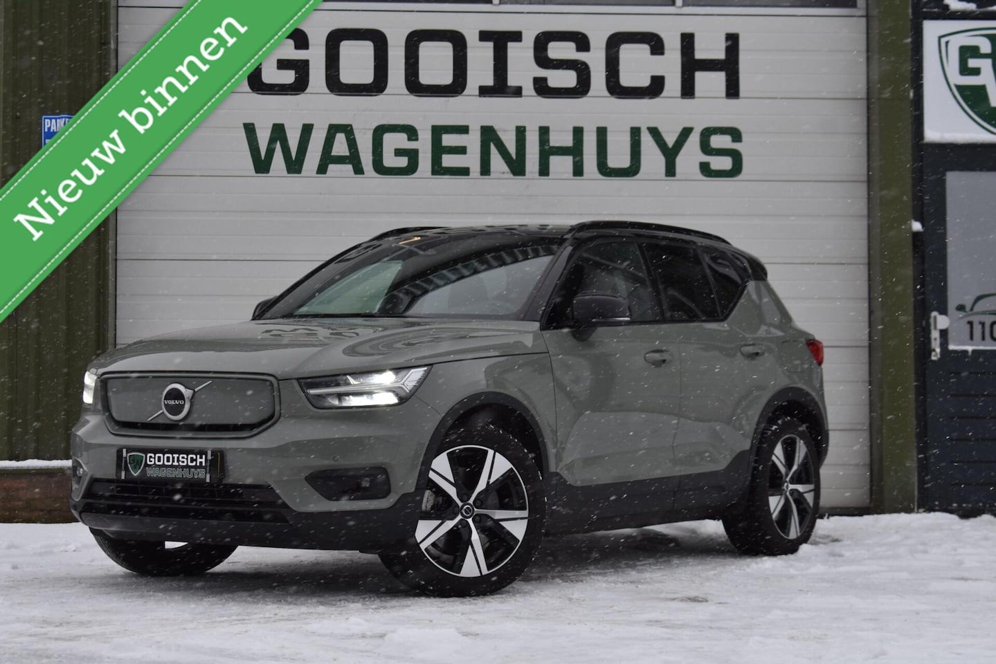 Volvo XC40 - Recharge P8 AWD R-Design | Stoel/Stuurverwarming | Camera | - AutoWereld.nl