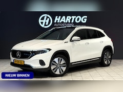 Mercedes-Benz EQA - 250 Electric Art 67 kWh + PANO / CAMERA / DODEHOEK / SFEERVERLICHTING