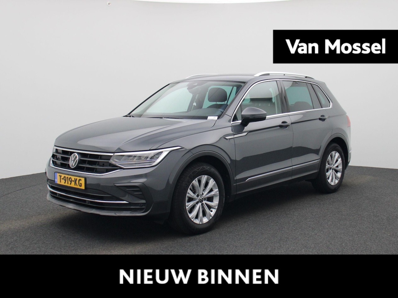 Volkswagen Tiguan - 1.5 TSI Life Business | CAMERA | STOEL-STUURWIELVERWARMING | NAVIGATIE | ERGO STOELEN | KL - AutoWereld.nl
