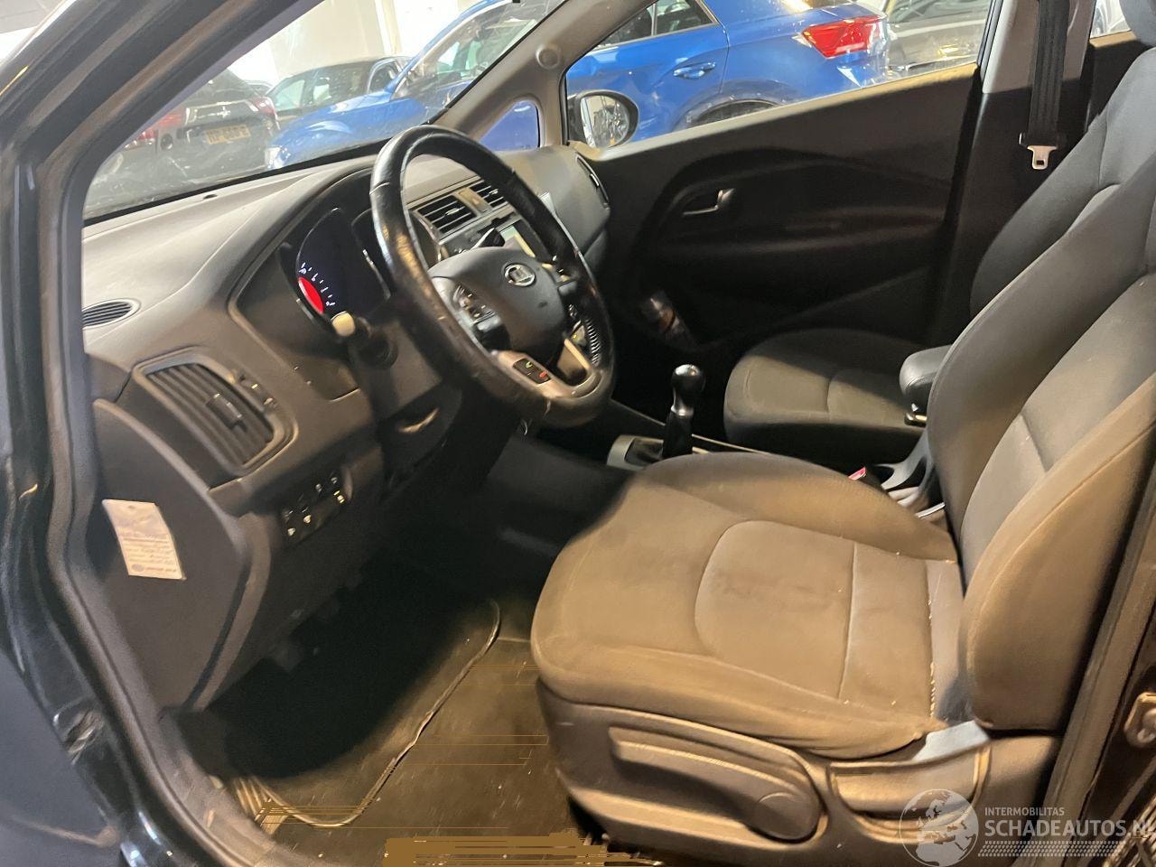 Kia Rio - 1.2 CVVT Super Pack 1.2 CVVT Super Pack