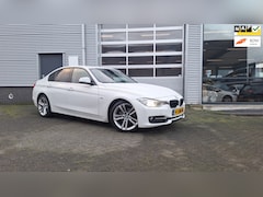 BMW 3-serie - 320i EfficientDynamics Edition High Executive