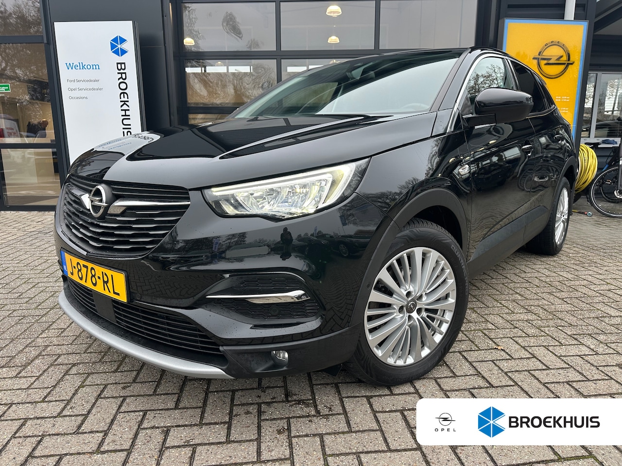 Opel Grandland X - 1.2 130PK Turbo Innovation | AGR-COMFORTSTOEL| NAVIGATIE| CAMERA| PARKEERSENSOREN V+A| CLI - AutoWereld.nl