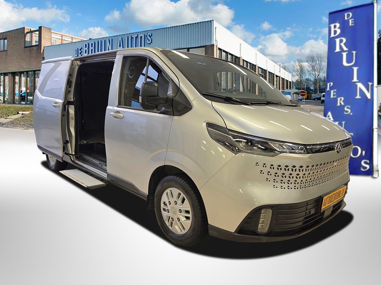 Maxus eDeliver7 - 88 Kwh L2 WLTP 365 Km 2x Schuifdeur Craftsman uitvoering - AutoWereld.nl